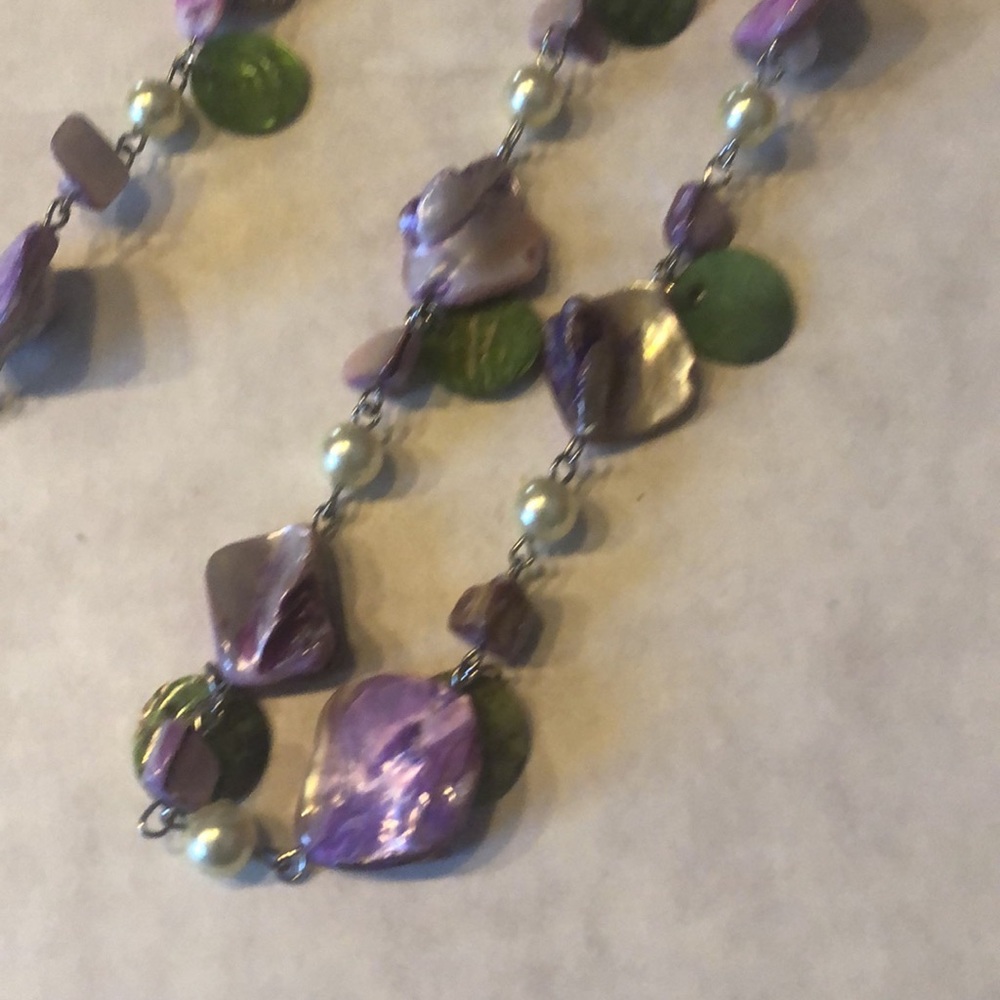 Puka Shells, Pearls, And Mother Of Pearl Necklace - Picture 2 of 4